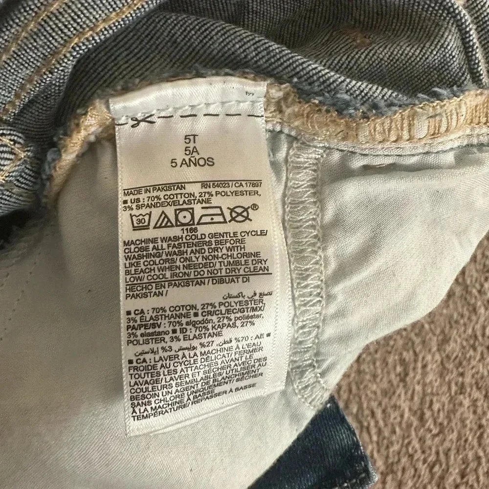 Girls jeans.